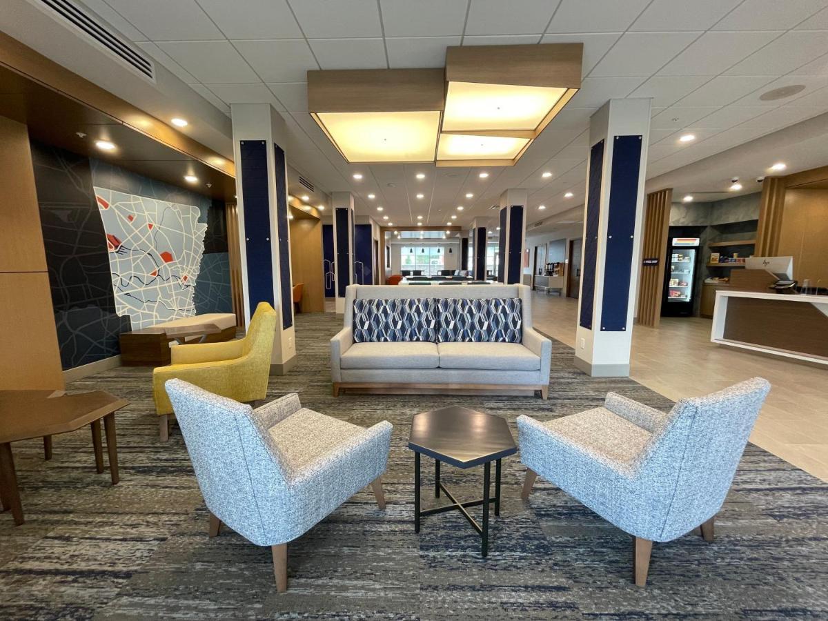 Holiday Inn Express & Suites - Ft. Smith - Airport By Ihg Fort Smith Exteriér fotografie
